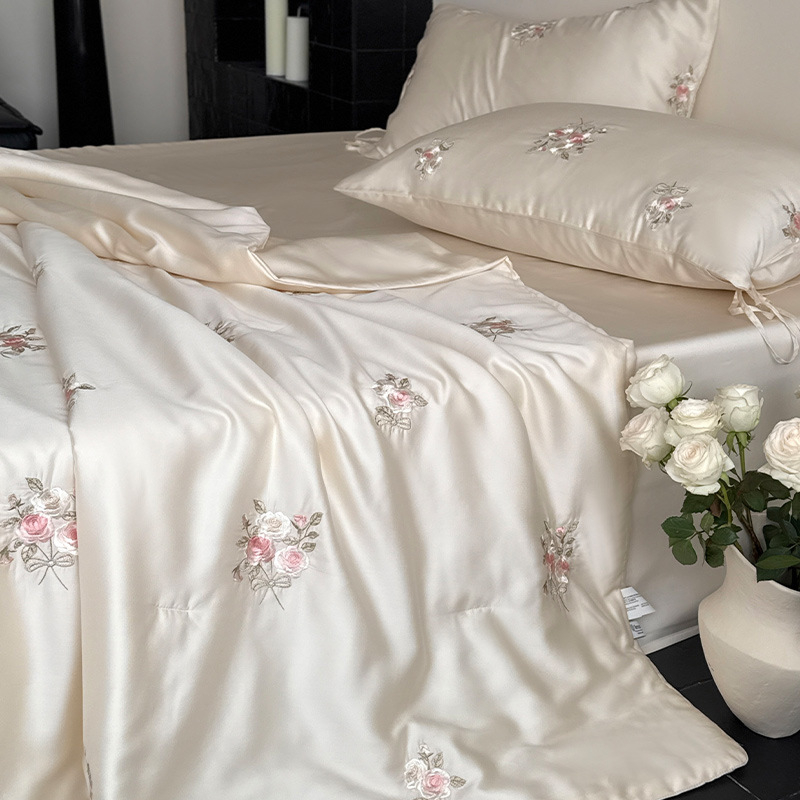 Vasaros antklodė iš Lyocell pluošto, antibakterinis užpildas, siuvinėtas audinys, reaktyvusis spausdinimas ir dažymas, svoris 1,25–1,5 kg