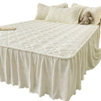 Talvine täiendatud piima-velluri voodilina komplekt, tikitud, 3-osaline, polüester, lõngade värvimine, reaktiivne värvimine, ühevärviline muster