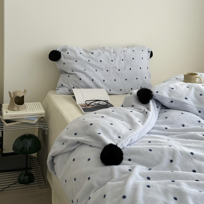 Ins stil četverodijelni set posteljine od poliestera, 3500–4000 g, jednofarban uzorak