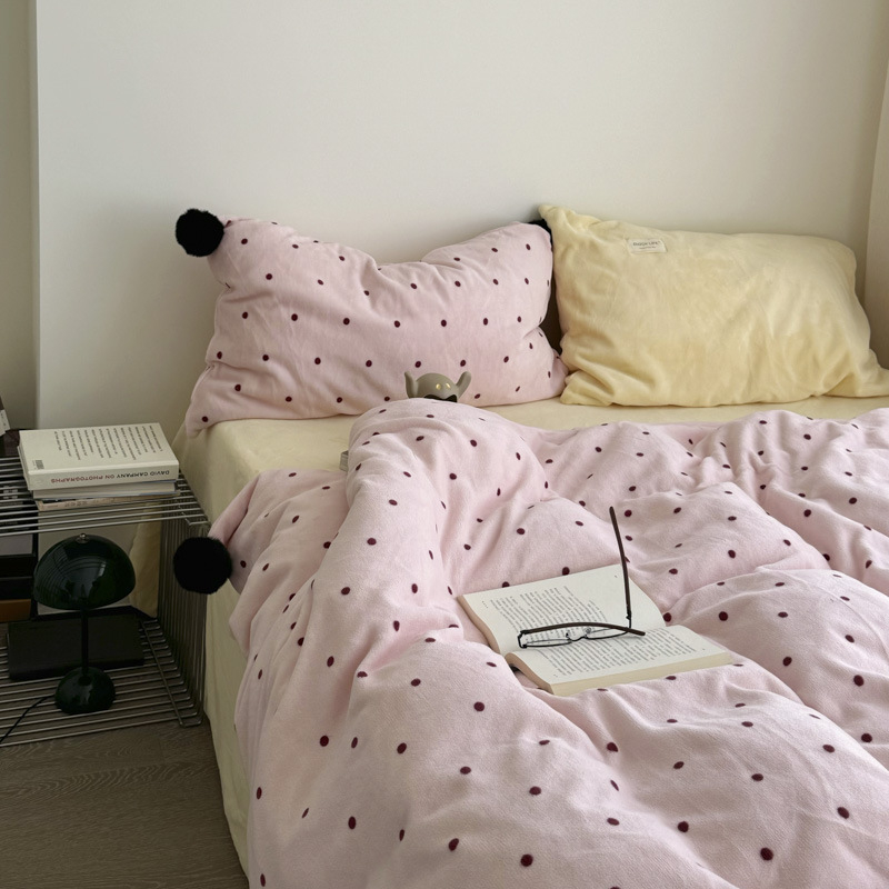 Ins stil četverodijelni set posteljine od poliestera, 3500–4000 g, jednofarban uzorak