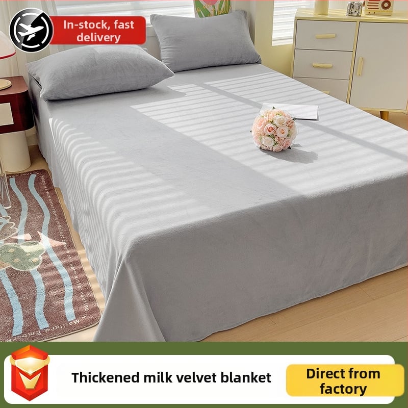 Milk Velvet voodilina talveks, kerge alla 300 g, reaktiivne värvimine, kaasaegne minimalistlik stiil