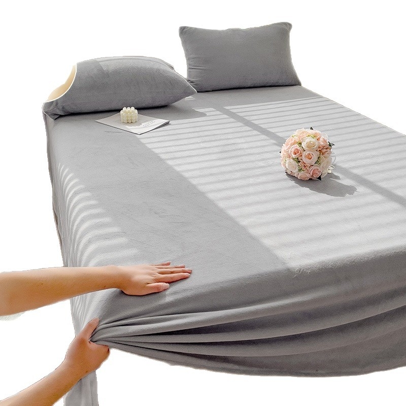 Milk Velvet voodilina talveks, kerge alla 300 g, reaktiivne värvimine, kaasaegne minimalistlik stiil