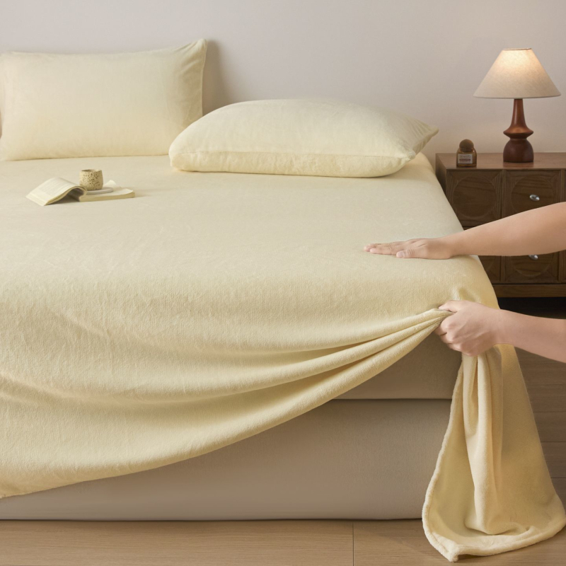 Ühekohaline voodipesu leht piima veluurist, paks ja soe, Twill-kude, karikatuurimuster, reaktiivne trükkimine