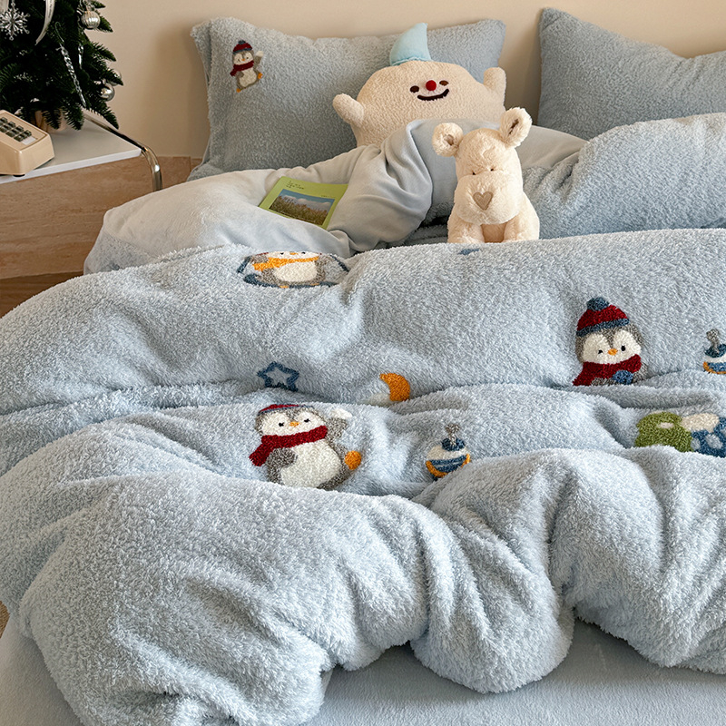 Piima sametist neljaosaline voodipesu komplekt pingviini motiiviga, tikitud ja trükitud, põhjama stil