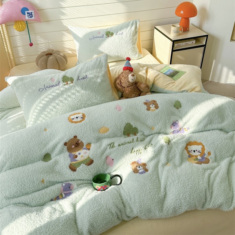 Piima sametist neljaosaline voodipesu komplekt pingviini motiiviga, tikitud ja trükitud, põhjama stil