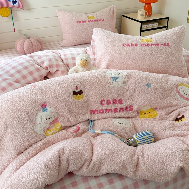 Piima sametist neljaosaline voodipesu komplekt pingviini motiiviga, tikitud ja trükitud, põhjama stil