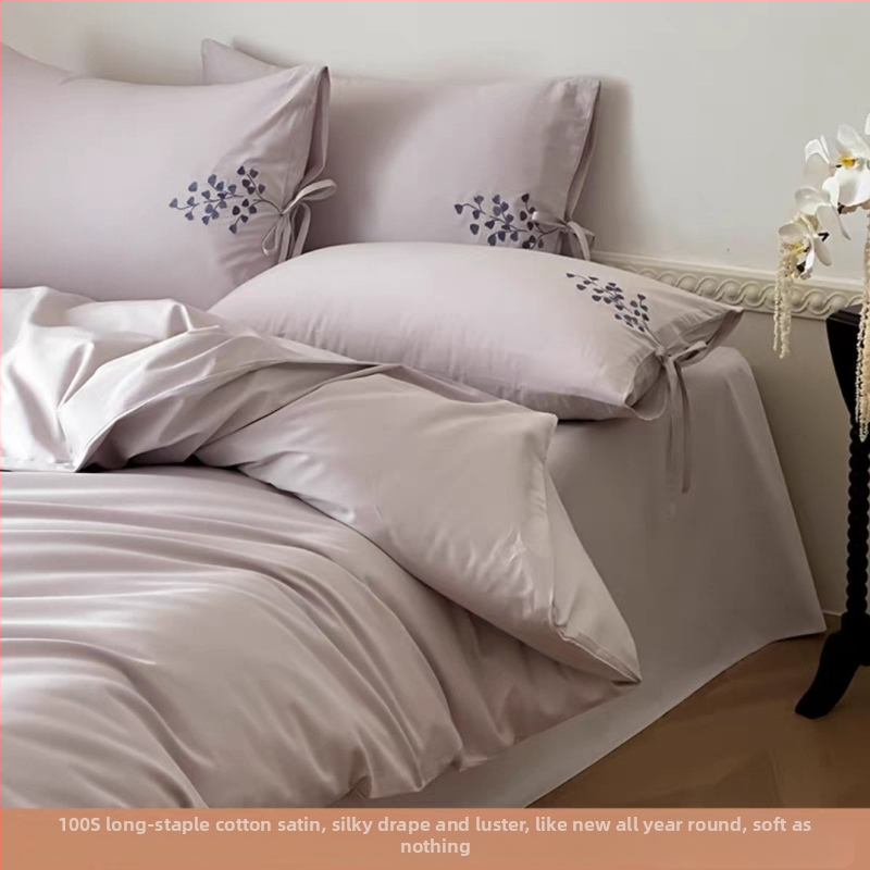 Slip posteljina četverodjelni set od 100S dugovlaknene pamuci, reaktivna otisak i boja, izvez cvjetni uzorak, saten tkanina, gsm 3000-3500