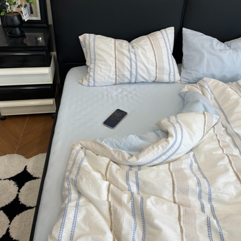 Četvero-dijelni set posteljine od 100% pamuka, jacquard tkanje, geometrijski uzorak, reaktivno bojanje