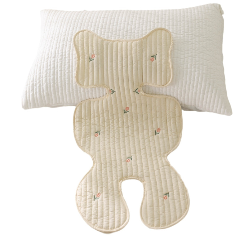 Седалкова подложка за детска количка с бродерия и дишащ памук (Материал: памук; Позициониране: бебе; Категория: мат)