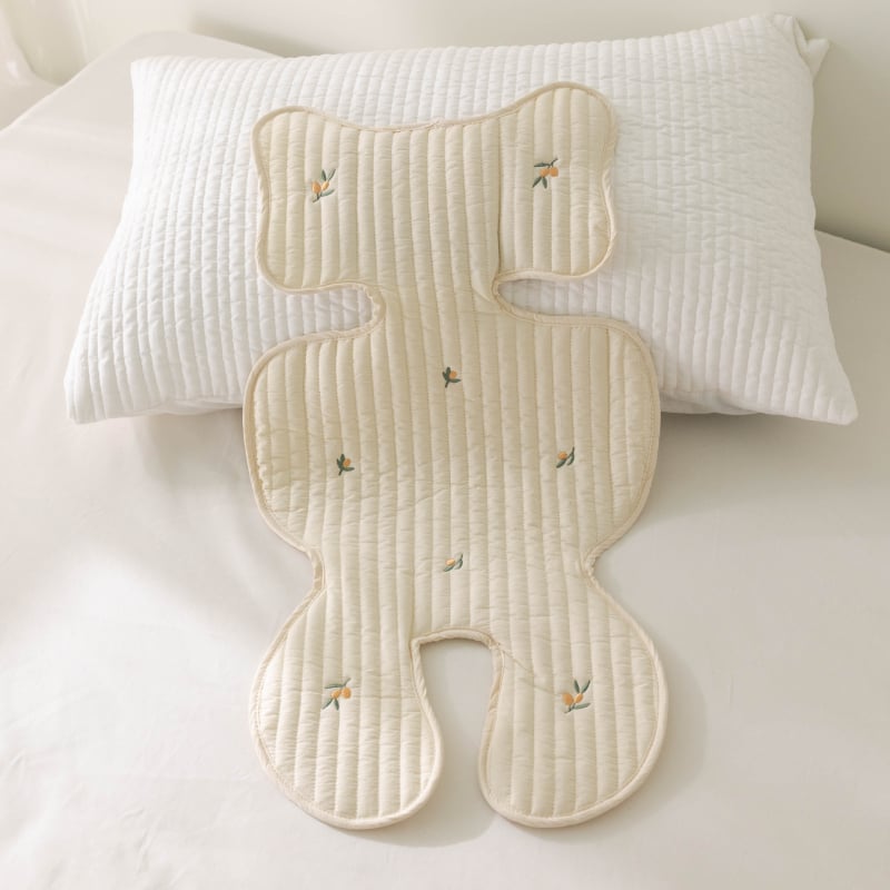 Седалкова подложка за детска количка с бродерия и дишащ памук (Материал: памук; Позициониране: бебе; Категория: мат)