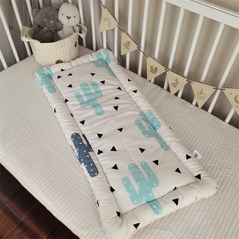 Пад за детска количка за бебета – удебелен мат за всички сезони, от едната страна памук, от другата велур, за деца до 12 месеца, възможна персонализирана обработка