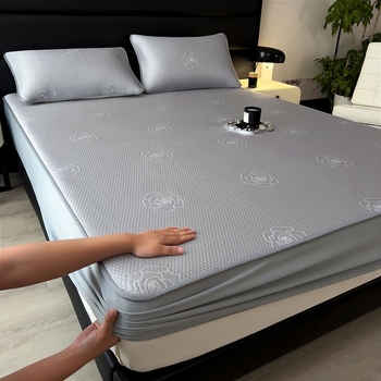 Kolm-osaline Ice Silk Mat ja elastne voodilinad — suvine jahe, viskoosi materjal, trükitud kangas, moodne hiina stiil