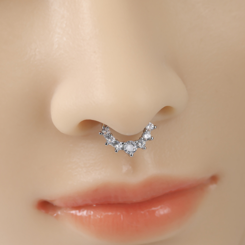Nose ring od nehrđajućeg čelika u cvjetnom obliku s ugrađenim kubičnim cirkonijem, 18K pozlata