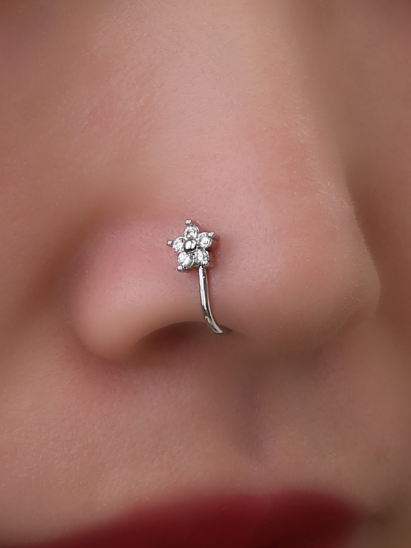 Nosni prsten, U-oblik, mali cvjetno-srcolni detalj, bakar sa cirkonima, elektroplatiniranje, unisex