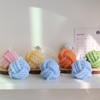 Ароматна свещ, Yarn Ball спирална форма, ръчно излята, соево-бленд восък, марка Yufei