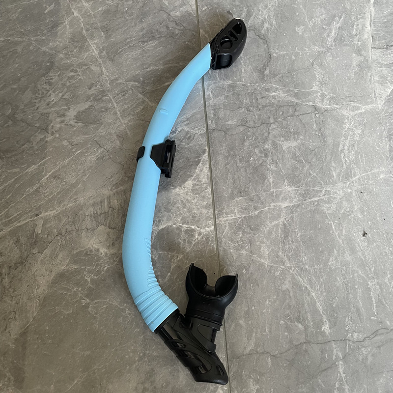 Niršanas maska ar pret miglošanos, augstas skaidrības lēca no kalta stikla, rāmis no 304 nerūsējošā tērauda, smags dizains dziļām niršanām