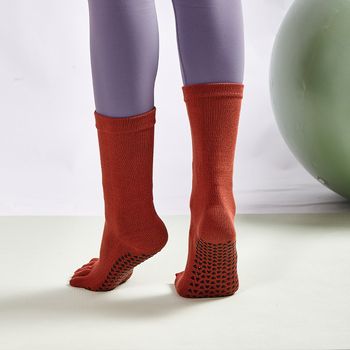 Γυναικείες κάλτσες γιόγκα με πέντε δάχτυλα, μέχρι τη γάμπα, αντιολισθητική σόλα, απορροφούν τον ιδρώτα, βαμβάκι 70–80%