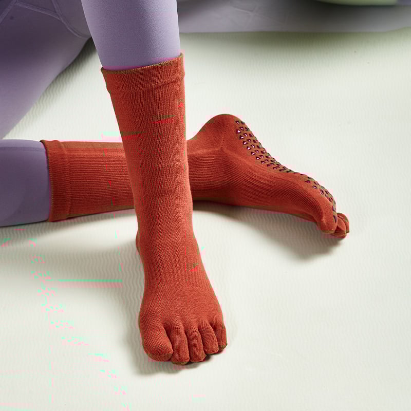 Γυναικείες κάλτσες γιόγκα με πέντε δάχτυλα, μέχρι τη γάμπα, αντιολισθητική σόλα, απορροφούν τον ιδρώτα, βαμβάκι 70–80%