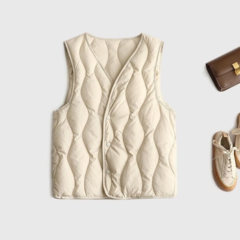 Женска пухена жилетка, тънък силует, пух от бял патешки пух, V-образно деколте, къса дължина, полиестерна тъкан