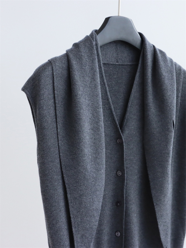 Pletena vesta od vune u smjesi, V-dekolte, jednostruko kopčanje, bez rukava, elegantan gradski stil za odlazak na posao