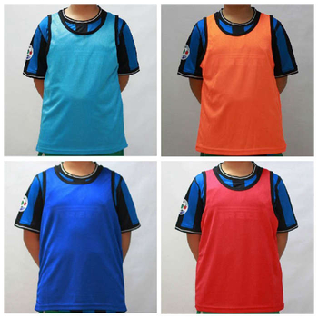 Futbola trenēšanās vestes ar elpojošu sietu audumu, universāla, bērniem un pieaugušajiem, piemērota futbolam