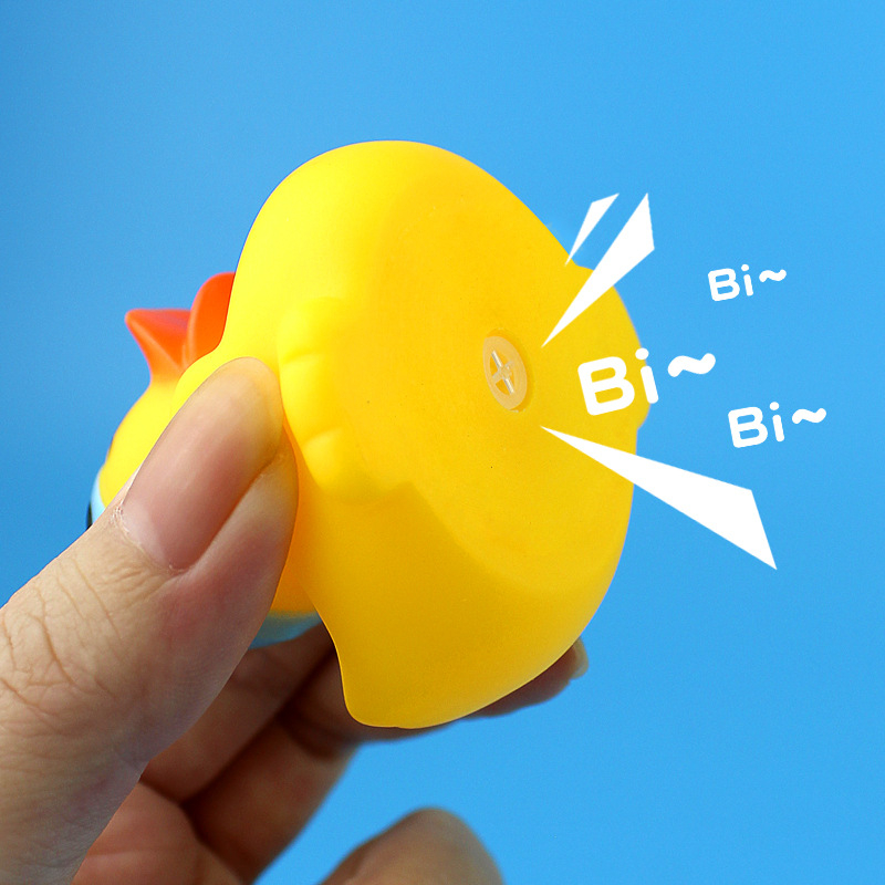 Piraaditeemaline vannemänguas vinüülist, vajuta-ja-karju funktsiooniga, pluutuv vannemänguas 0–3-aastastele