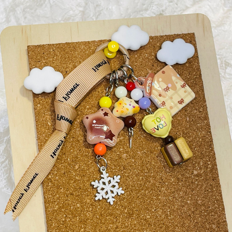 Telefona karājošs rotājums – akrils, zodiaka raksts, karikatūru stils, 2025. ziemā, pielāgojams