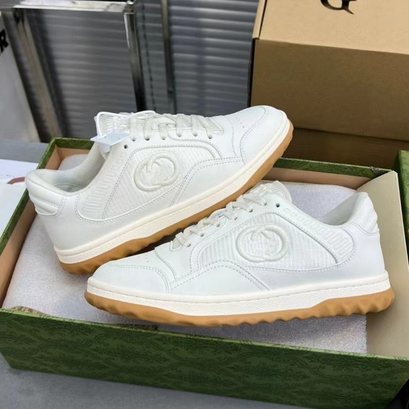 Mac80 ādas sporta apavi — universāli, zems augšdaļa, virsma no liellopa ādas, gumijas zole, iekšējā odere no aita kažoka, elpojoši, pretslīdes, izturīgi, retro blokveida raksts, priekšējā šņorēšana