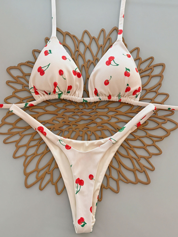 Dvije komadi bikini s napunjenim trokutastim gornjim dijelom, prugasti uzorak, uski kroj, poliester, za žene
