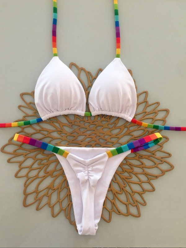 Dvije komadi bikini s napunjenim trokutastim gornjim dijelom, prugasti uzorak, uski kroj, poliester, za žene