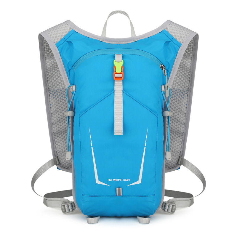 Unisex lauko sportų kuprinė, kompaktiška ir lengva; tinkama dviračiui, alpinizmui ir takų bėgimui; talpa iki 20 L; suderinama su 8 colių nešiojamuoju; poliesterio/Oxford audinys; išlenktos pečių juostos