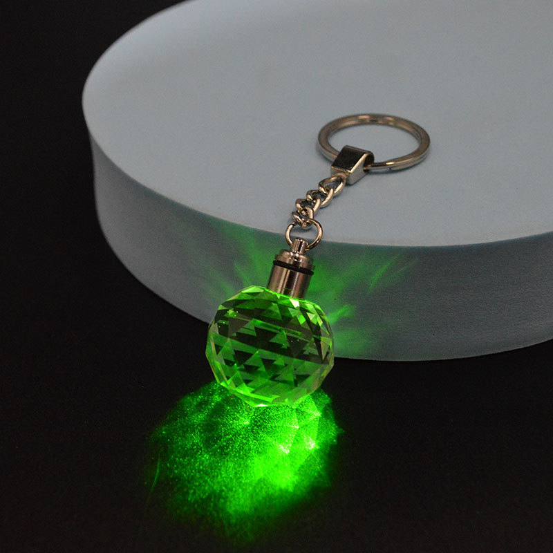 LED svijetleći kristalni ključ s privjeskom: globus i sportske lopte (košarka, nogomet, golf) – novi kineski stil, kutija za poklon