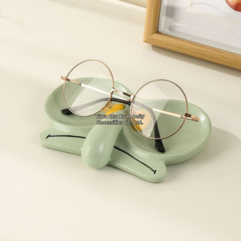 Biroja galda dekors ar brillēm turētāju, sveķi, nordiskais stils, injekcijas liešana, preces kods 6rF2WC7F