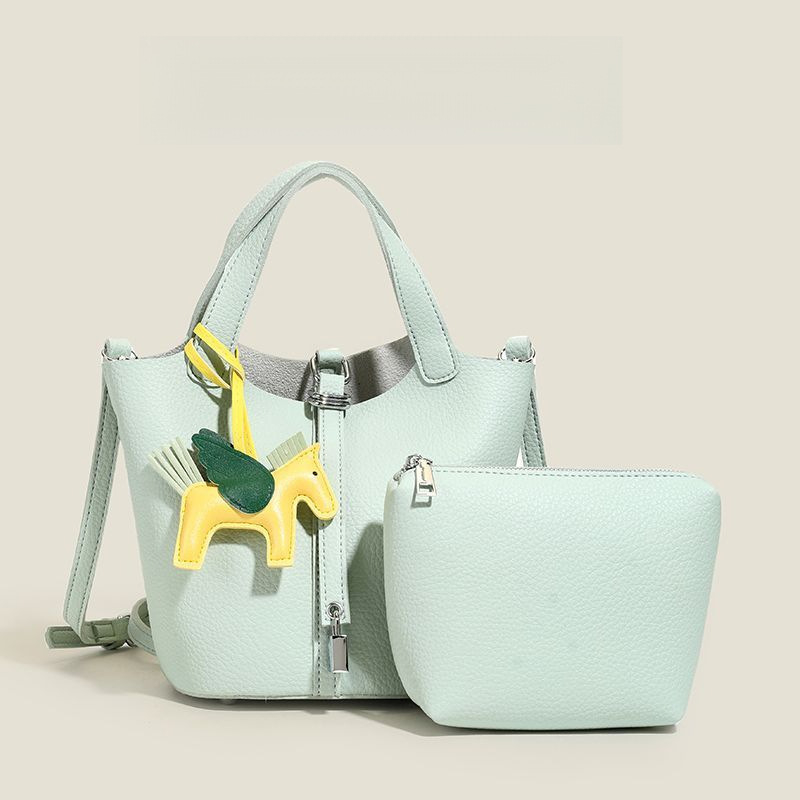 Unisex kibiro formos rankinė, poliesterio išorė, PU vidus, spyna užsegimas, žieminė 2025 leidimas, tinkama laisvalaikio kelionėms