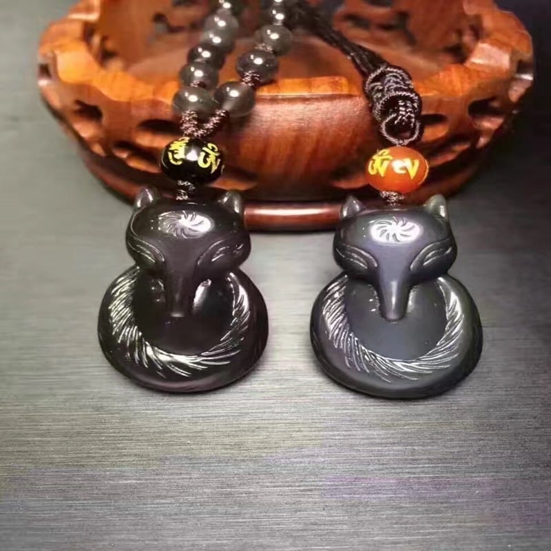 Ogrlica s privjeskom lisice od prirodnog obsidijana, stil životinje/zodijak, broj proizvoda 009HL09, ljeto 2021
