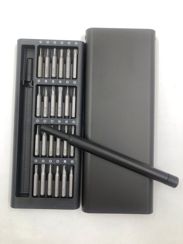 Set odvijača 24-u 1 s preciznim bitovima, magnetskim vrhovima, S2 alatni čelik, težina 230 g