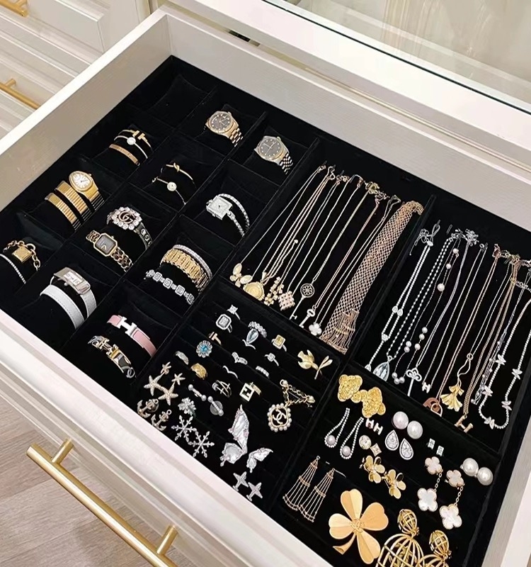 CHUHANG Popierinė juvelyrinių dėžutė su įmontuotu dėklu, stalinis saugojimas, 1 aukštas, dulkėms atspari