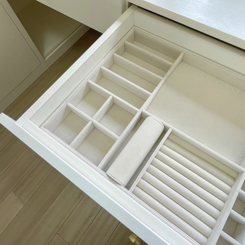 CHUHANG Popierinė juvelyrinių dėžutė su įmontuotu dėklu, stalinis saugojimas, 1 aukštas, dulkėms atspari