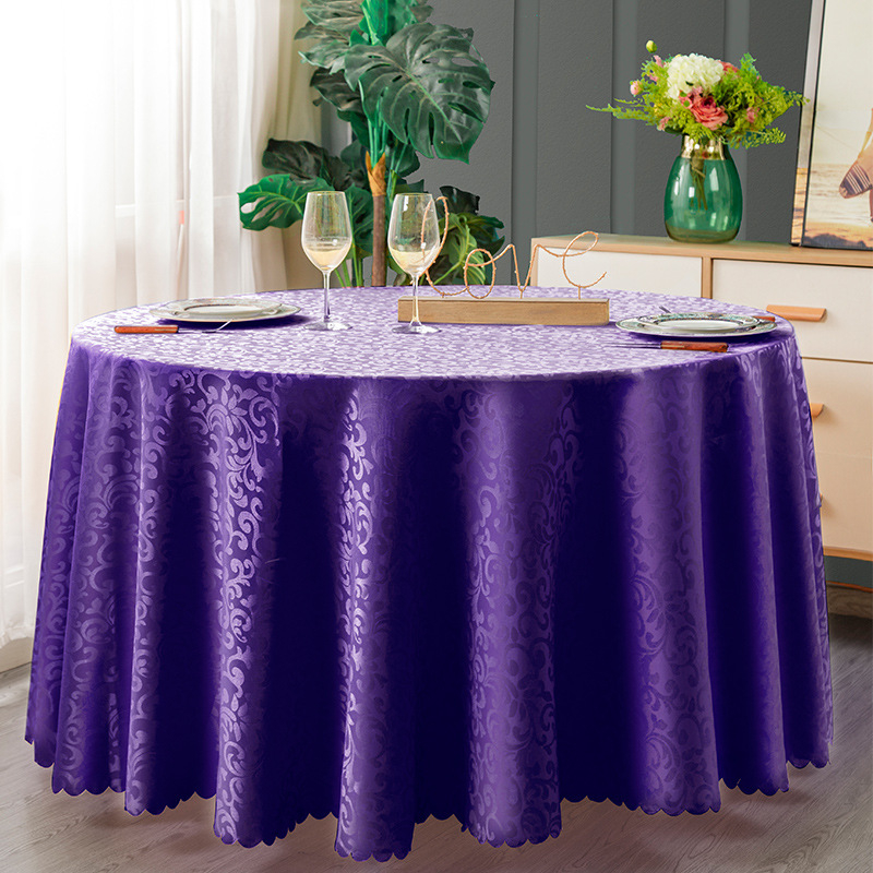 Kerek asztalterítő poliészter anyagból, értekezletekhez