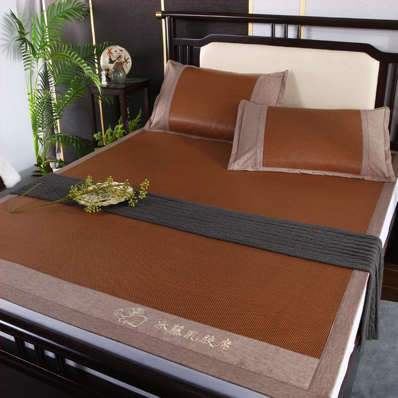 Baisini dabīgā lateksa rāta matu trīs gabalu komplekts, mūsdienīgs minimālisma stils, lateksa saturs zem 70%, bieza sendvič konstrukcija