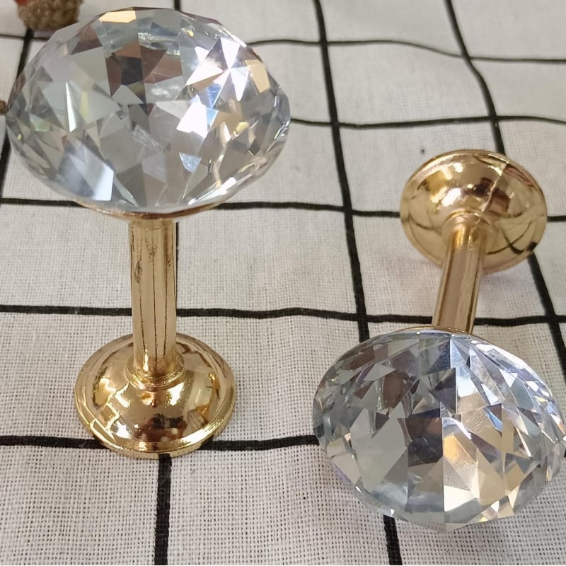 Függönyakasztó | Cinkötvözet + kristály, Modell QX-045, Típus: Akasztó, Függönytípusok: függő, Kiegészítők: csavarok + gumidugók, Név: Shot glass hook