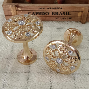 QX-011 Egyenes rúd függönykampó – cinkötvözet + rhinestones, új kínai stílus, felakasztáshoz