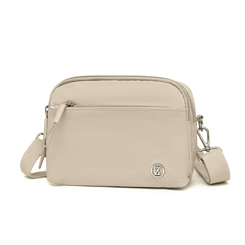 Nailona telefona soma - horizontāla kvadrāta forma, rāvējslēdzējs, poliesteres odere, pavasaris 2025