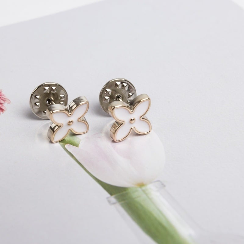 Csipkés függönyfurnitura — varrat nélküli telepítés, rögzített és rejtett kapocs, levehető — fém + műanyag — New Lace