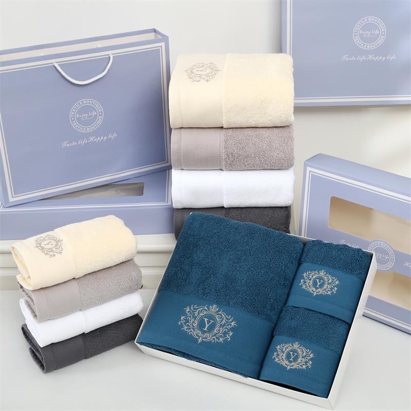 Τριμελές σετ πετσετών σε κουτί δώρου – καθαρό βαμβάκι, 32s Σίρο-Σπαν, απλή ύφανση, 500 g/m², εκτυπωμένο λογότυπο, διαθέσιμη προσωποποίηση