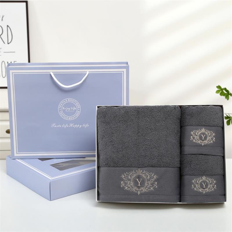 Τριμελές σετ πετσετών σε κουτί δώρου – καθαρό βαμβάκι, 32s Σίρο-Σπαν, απλή ύφανση, 500 g/m², εκτυπωμένο λογότυπο, διαθέσιμη προσωποποίηση