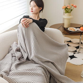 Ljetna pamučna waflasta deka-ručnik, 1.1–1.5 kg, 100% pamuk.