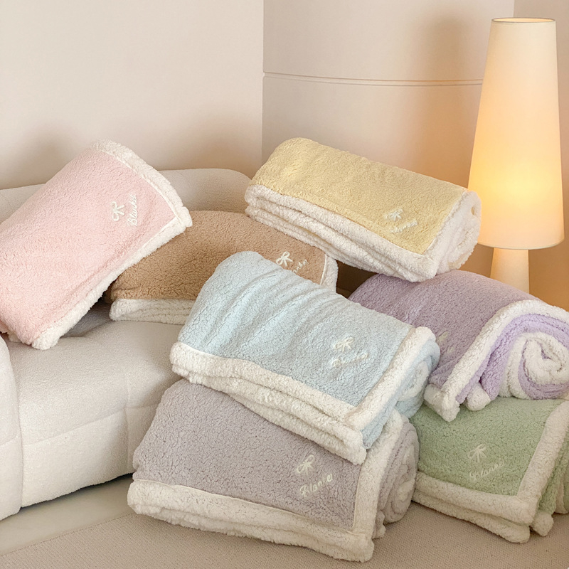 Deka od koralnog flisa, 800-1000 g, zima, 100% poliester, prilagodljiva