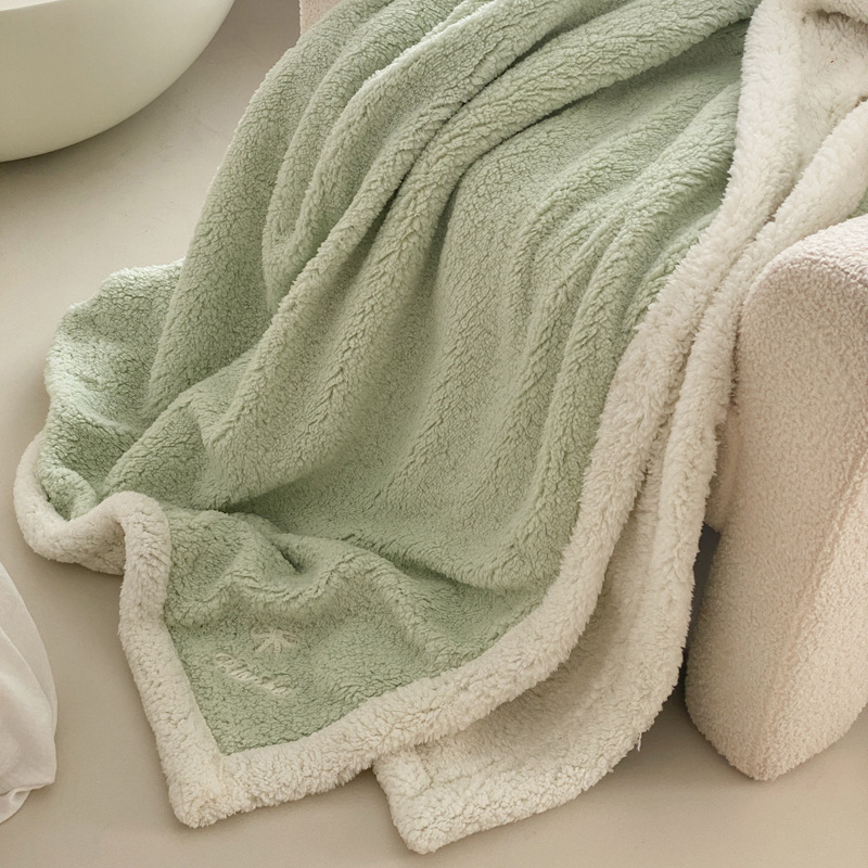 Deka od koralnog flisa, 800-1000 g, zima, 100% poliester, prilagodljiva