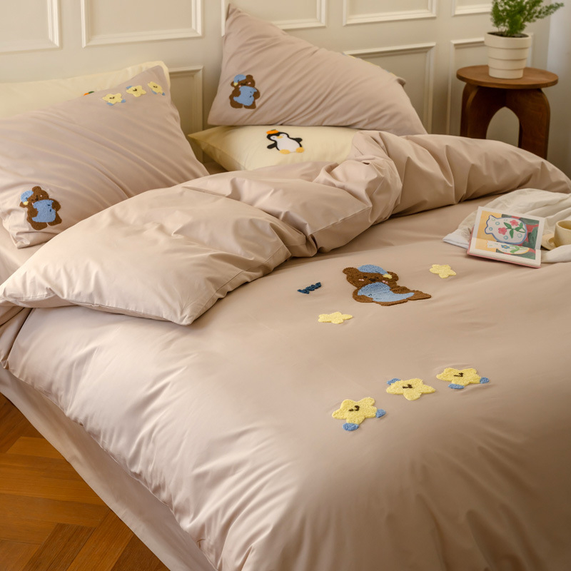 Dueman Dječji četverodijelni set posteljine od čiste pamuka, s karikaturama izvezena šivena i reaktivnim ispisom, težina 2.0–2.5 kg